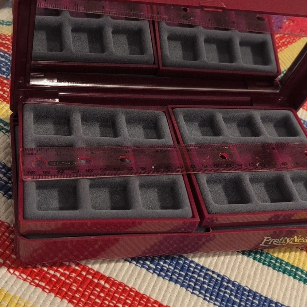 Vintage Red Pretty‎ Neat Portable Travel Jewelry Storage Box